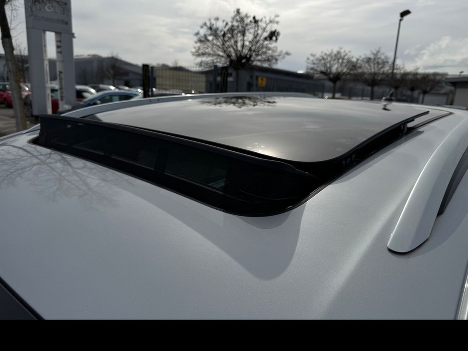 Volkswagen Sharan Comfortline 1.HAND*DSG*NAVI*PANO*7-SITZER foto 34