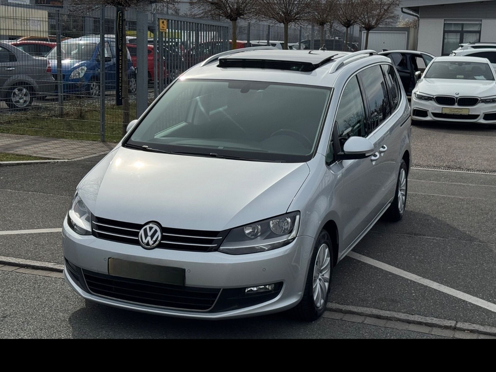 Volkswagen Sharan Comfortline 1.HAND*DSG*NAVI*PANO*7-SITZER foto 35