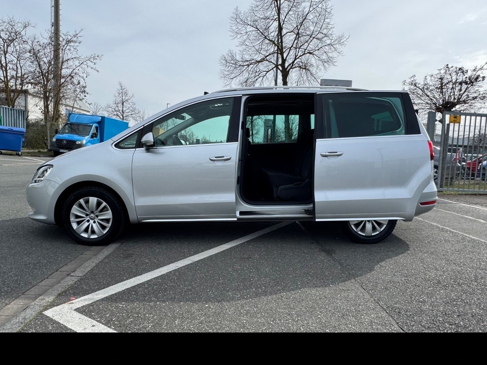 Volkswagen Sharan Comfortline 1.HAND*DSG*NAVI*PANO*7-SITZER foto 42
