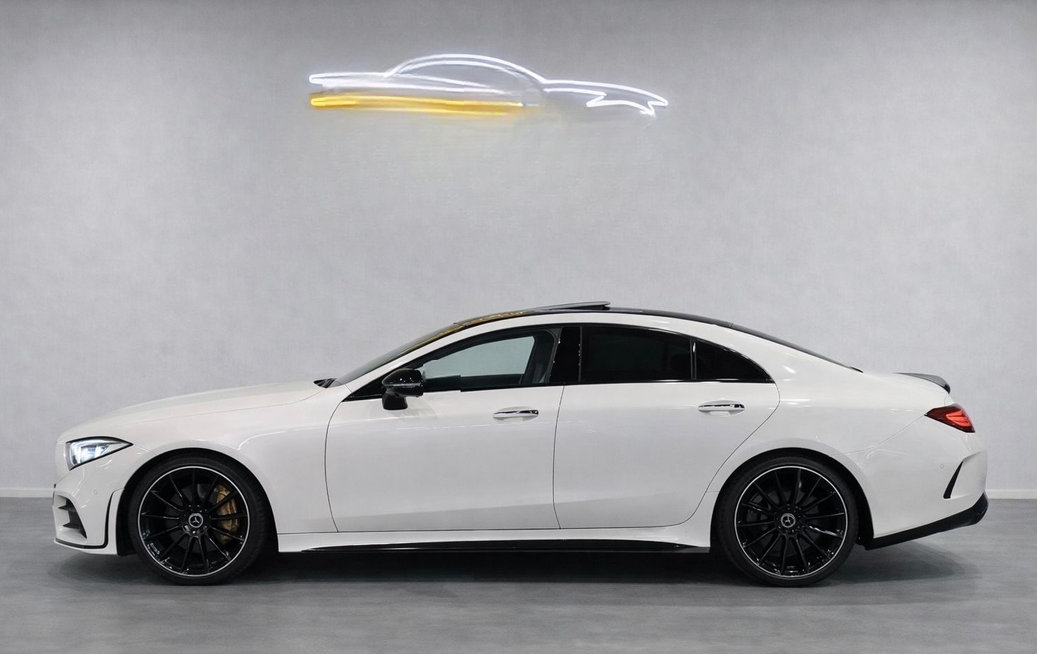 Mercedes-Benz CLS 400d 4Matic AMG/Burmester/Memory/360°/Carbon foto 2