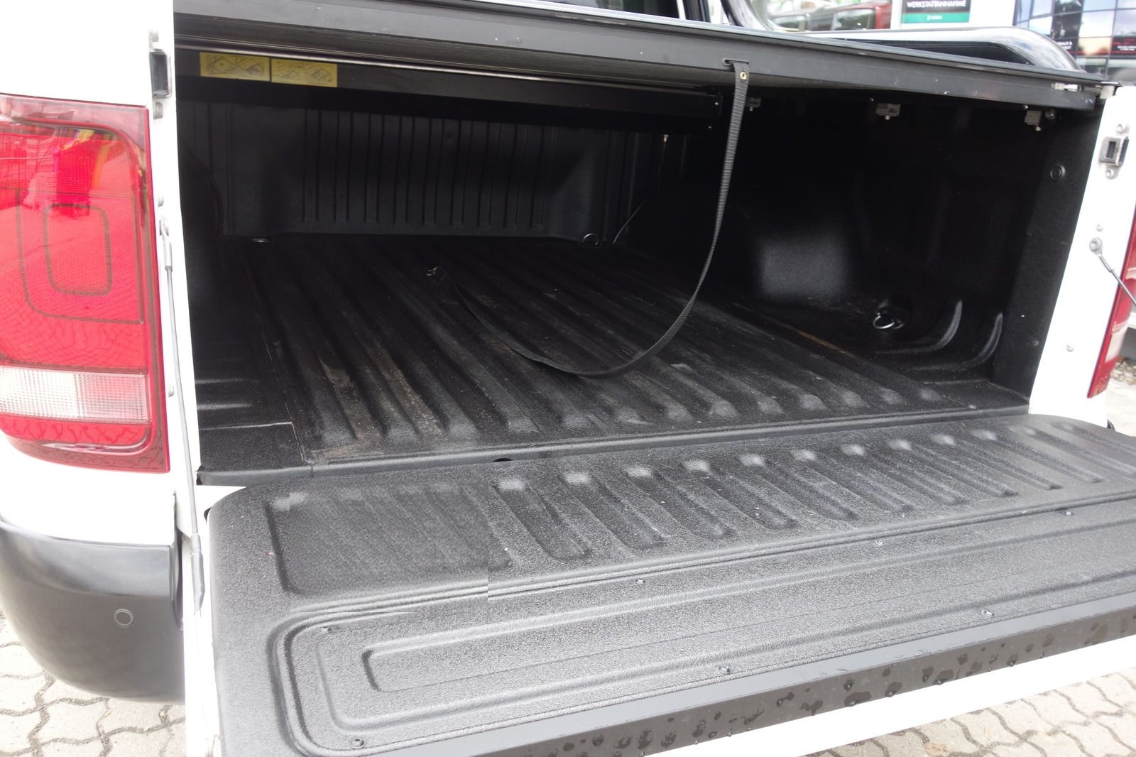 Volkswagen Amarok 3,0 TDI V6 4Mot DoKa STDHZG/AHK/KAM/20'' foto 12