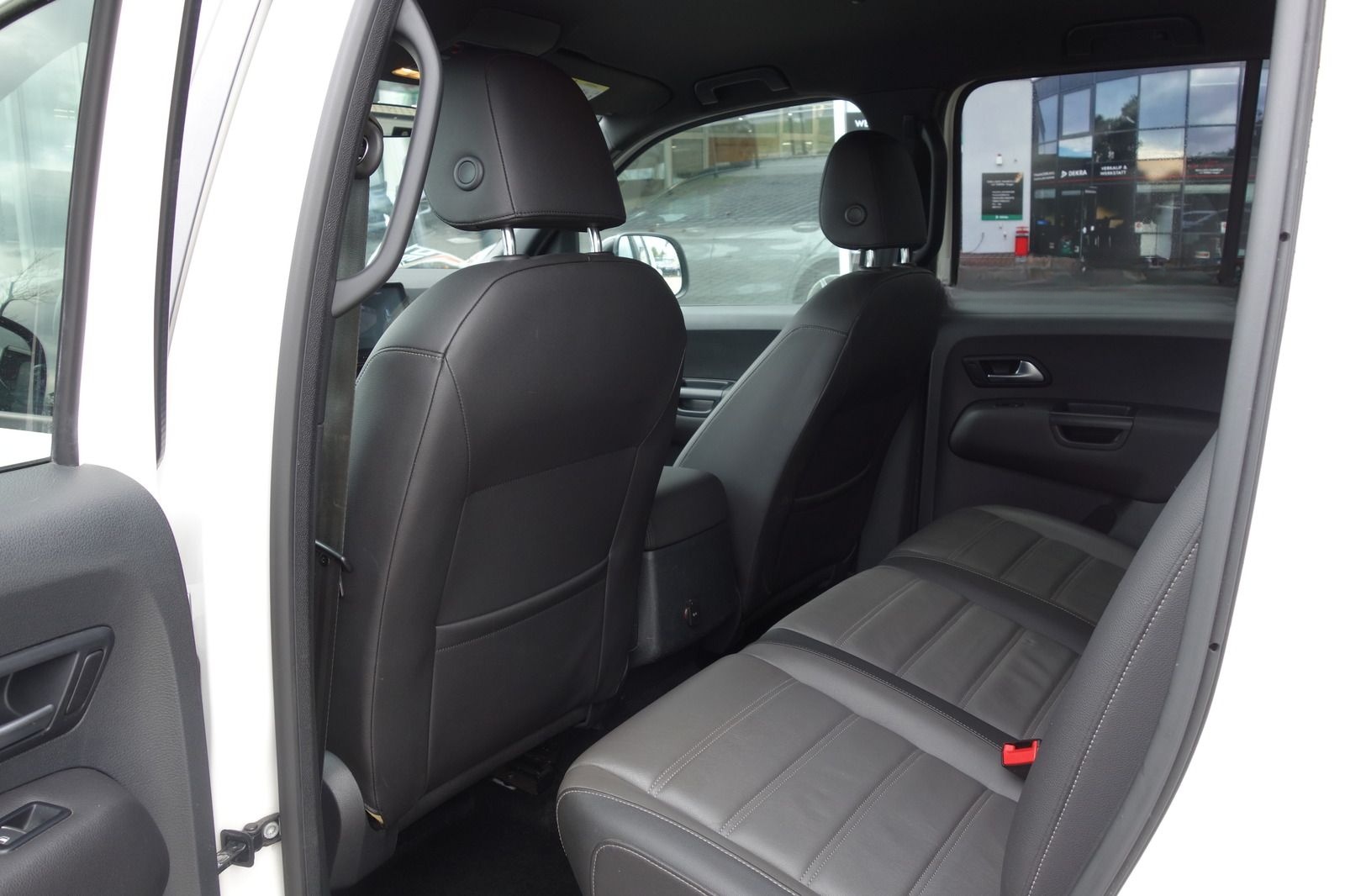 Volkswagen Amarok 3,0 TDI V6 4Mot DoKa STDHZG/AHK/KAM/20'' foto 9