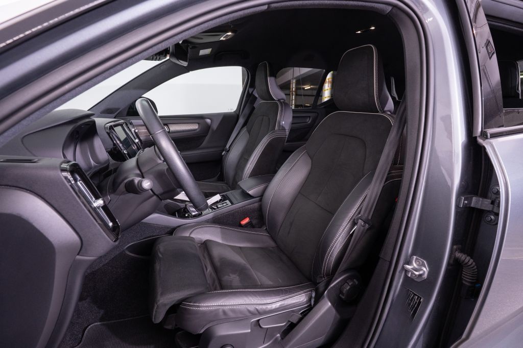 Volvo XC40 T4 R-Design foto 11