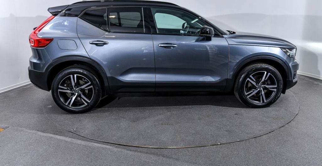 Volvo XC40 T4 R-Design foto 4