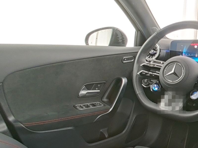 Mercedes-Benz A 35 AMG 4M NIGHT+AHK+RIDECONTROL+MULTIBEAM+LHZ foto 9