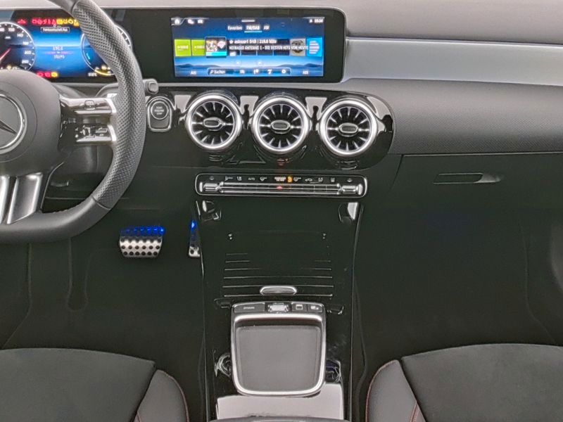Mercedes-Benz A 250e AMG+FAHRASSIST+MULTIBEAM+TOTW+AMBIENTE foto 5