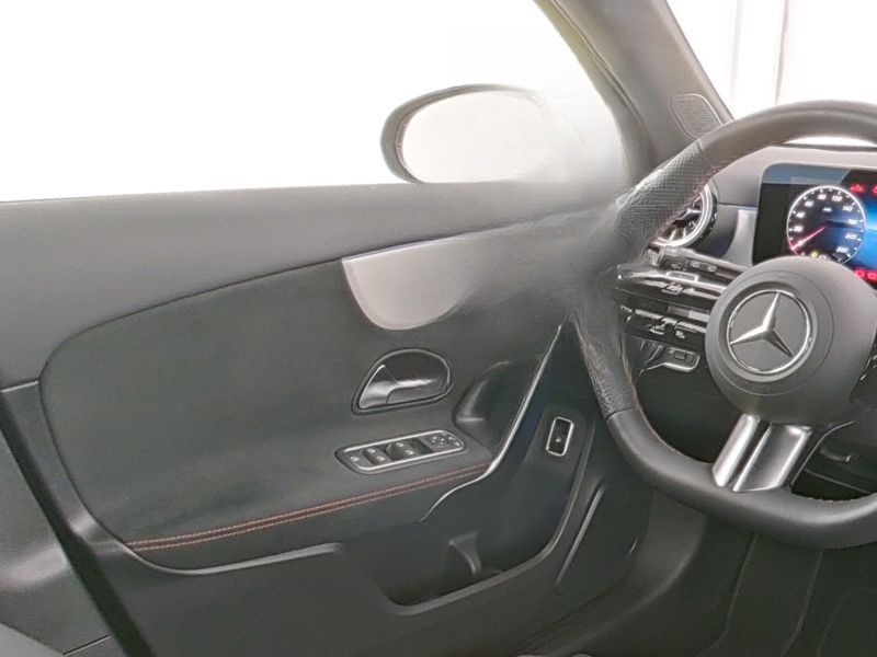 Mercedes-Benz A 250e AMG+FAHRASSIST+MULTIBEAM+TOTW+AMBIENTE foto 9