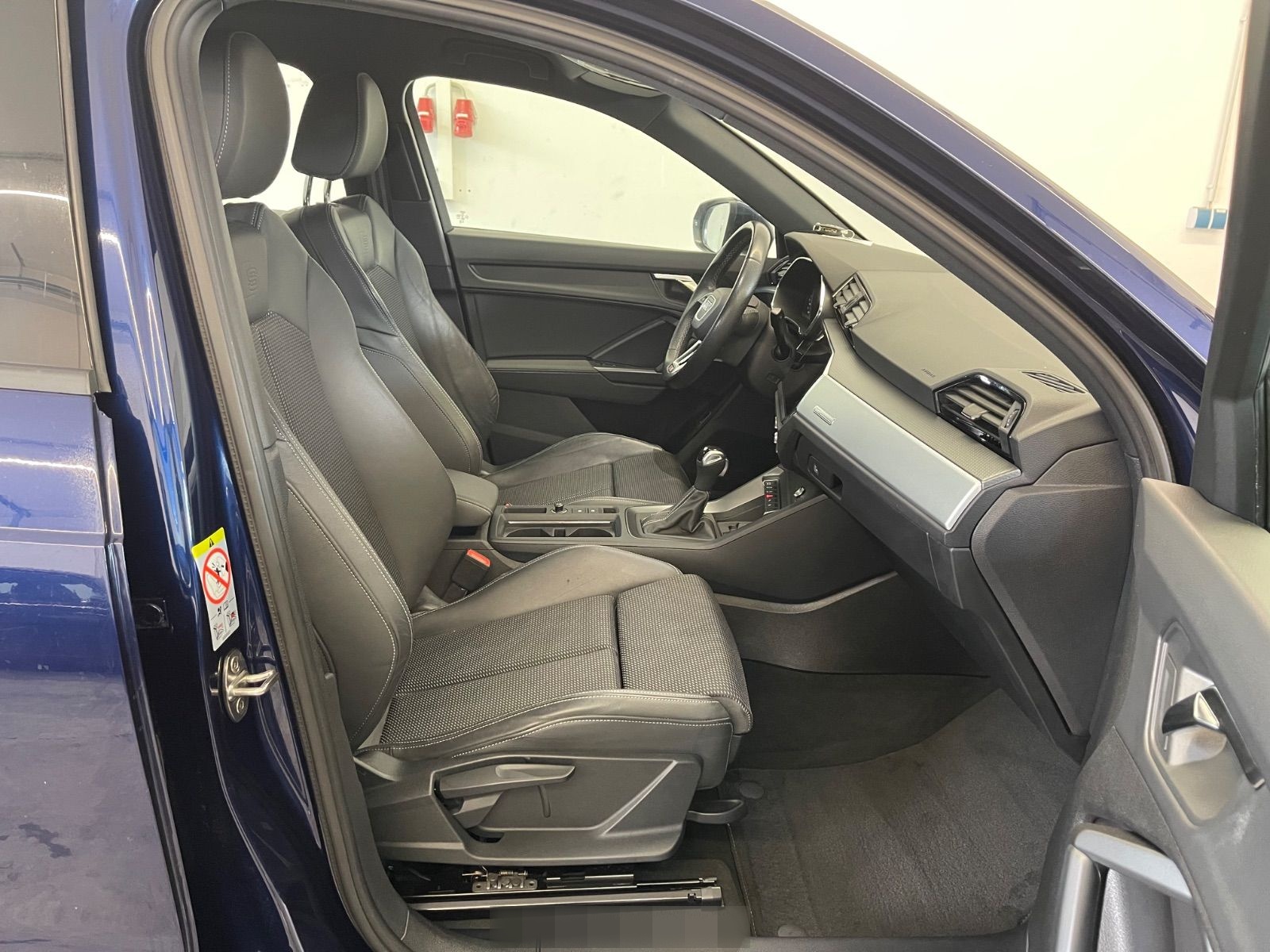 Audi Q3 35 TFSI *ACC*Kam *LED *Navi *SHZ 2xKlima+Kam. foto 10