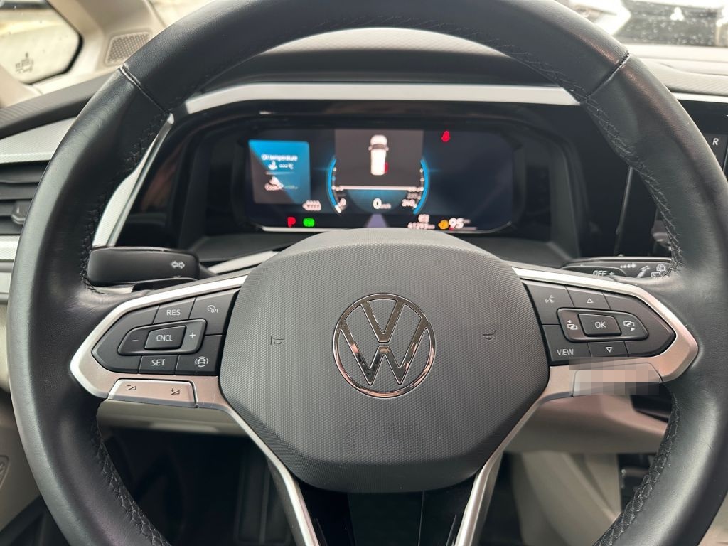 Volkswagen T7 Multivan Kurz 6Sitze Allwetter Pdc Ahk Navi foto 16