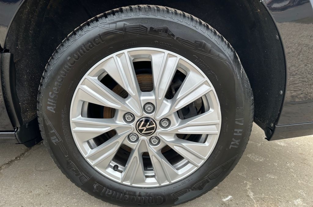 Volkswagen T7 Multivan Kurz 6Sitze Allwetter Pdc Ahk Navi foto 23