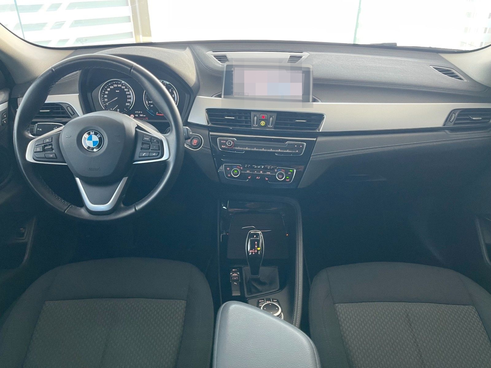 BMW X2 sD18i Aut. Advantage KAMERA AHK Unfallfrei foto 11