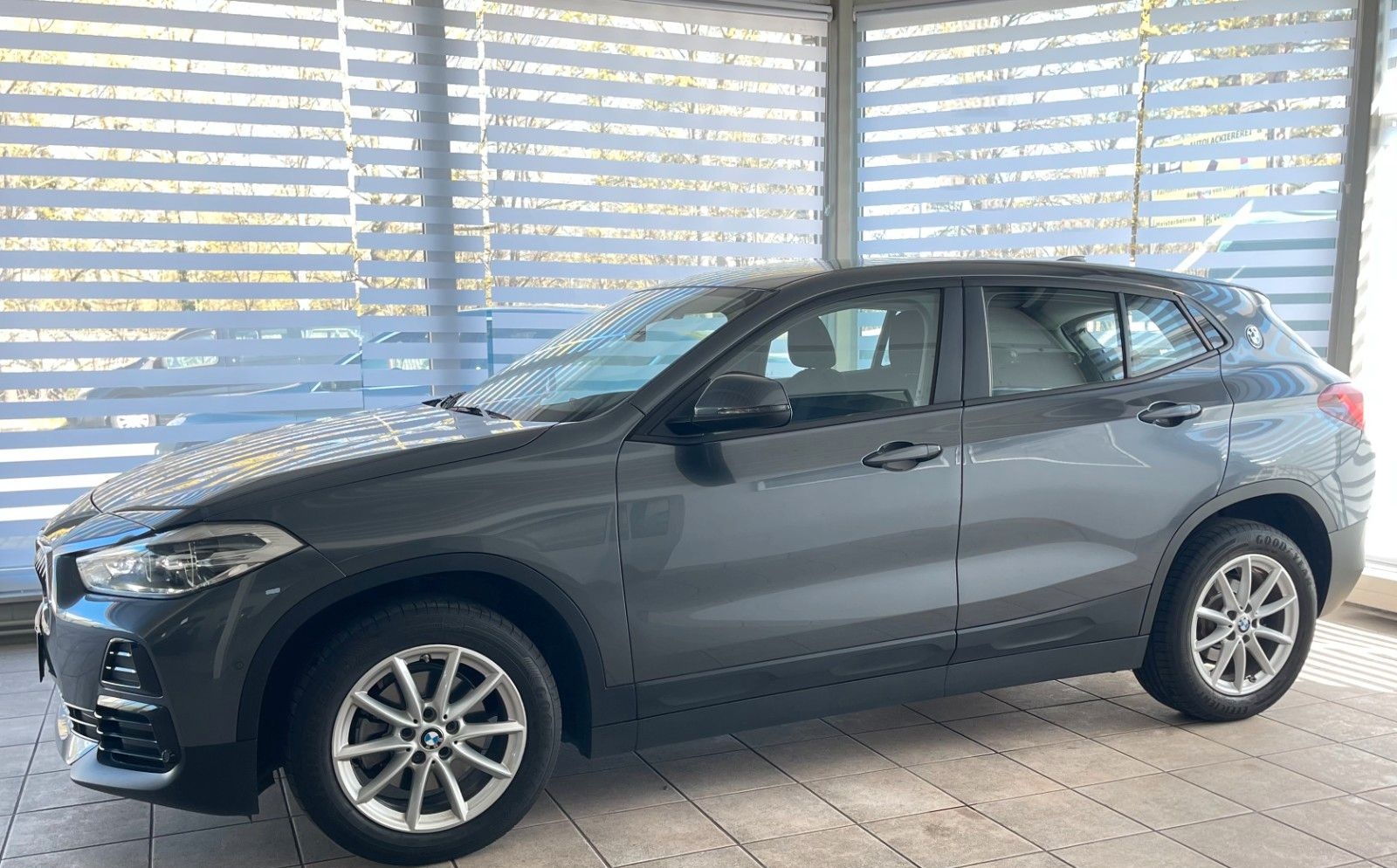 BMW X2 sD18i Aut. Advantage KAMERA AHK Unfallfrei foto 5