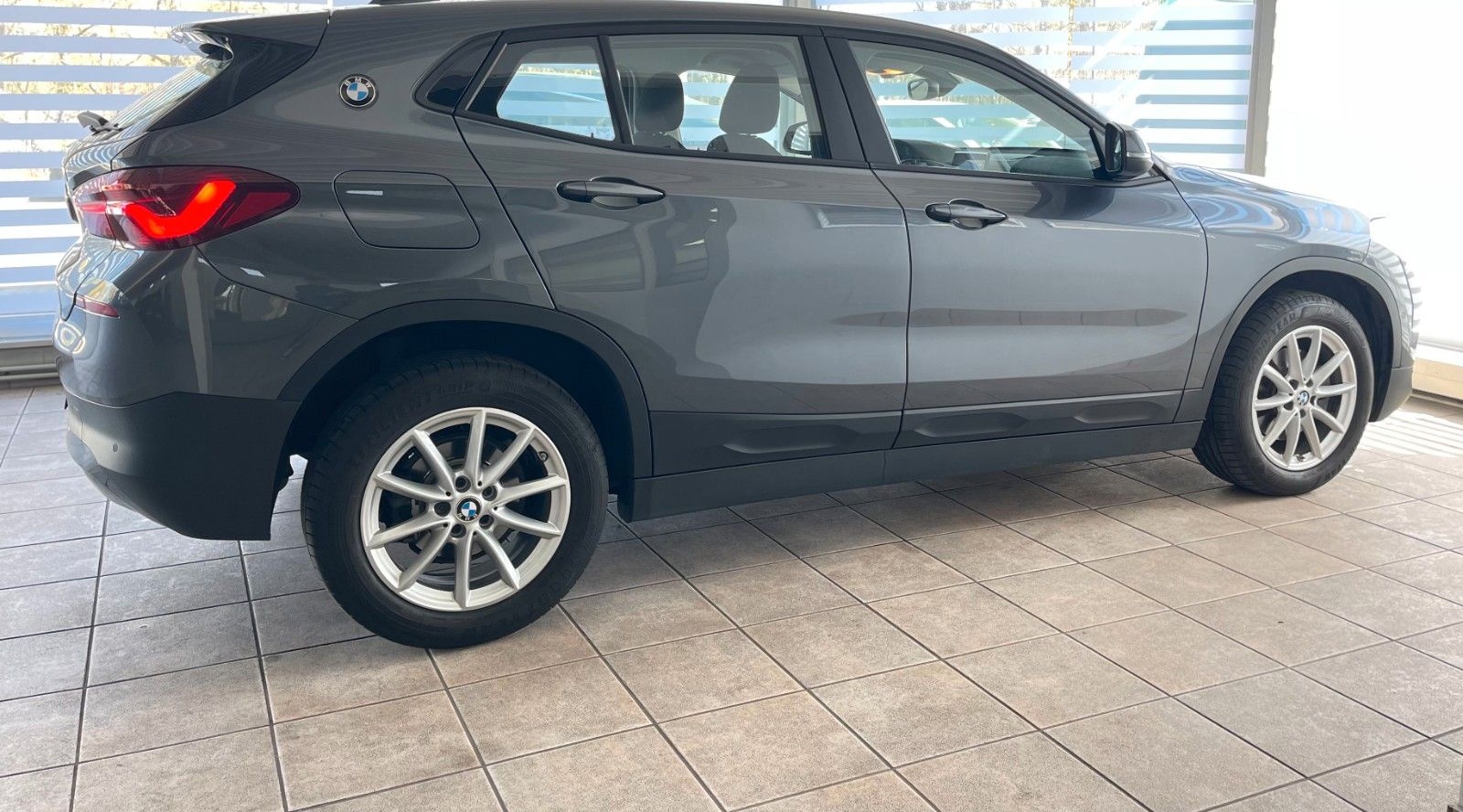 BMW X2 sD18i Aut. Advantage KAMERA AHK Unfallfrei foto 6