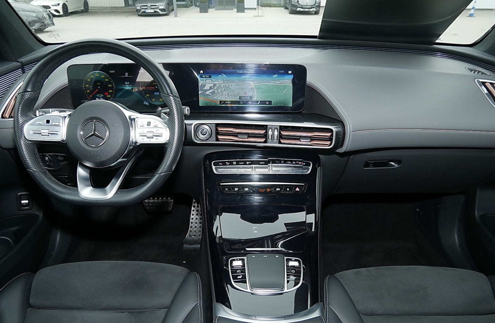 Mercedes-Benz EQC 400 4M AMG+MEMORY+SCHIEBEDACH+AHK+360°KAMERA foto 8