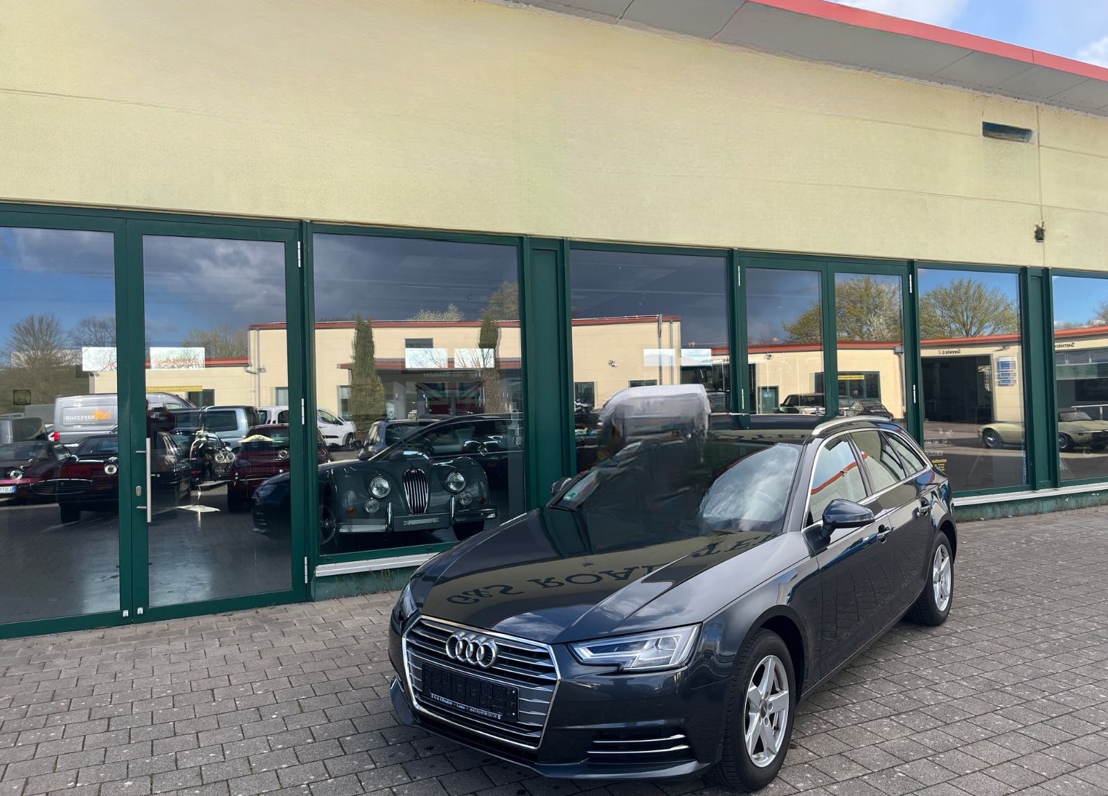 Audi A4 2.0 TDI S tronic sport Avant MMI LED