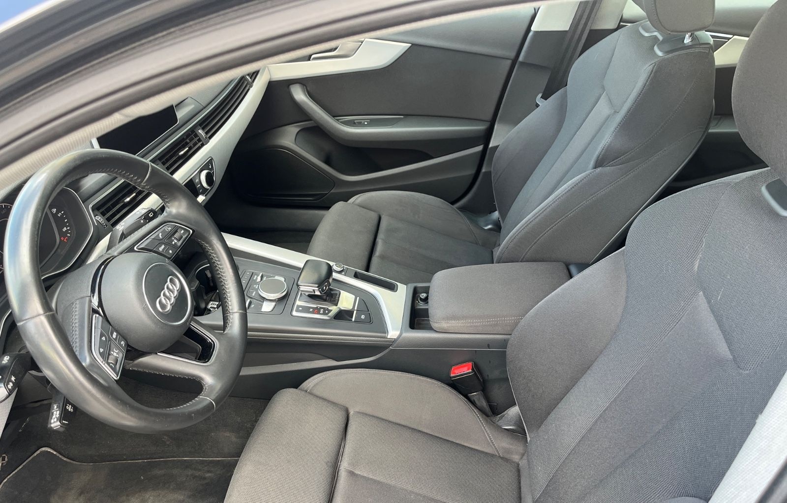 Audi A4 2.0 TDI S tronic sport Avant MMI LED foto 7