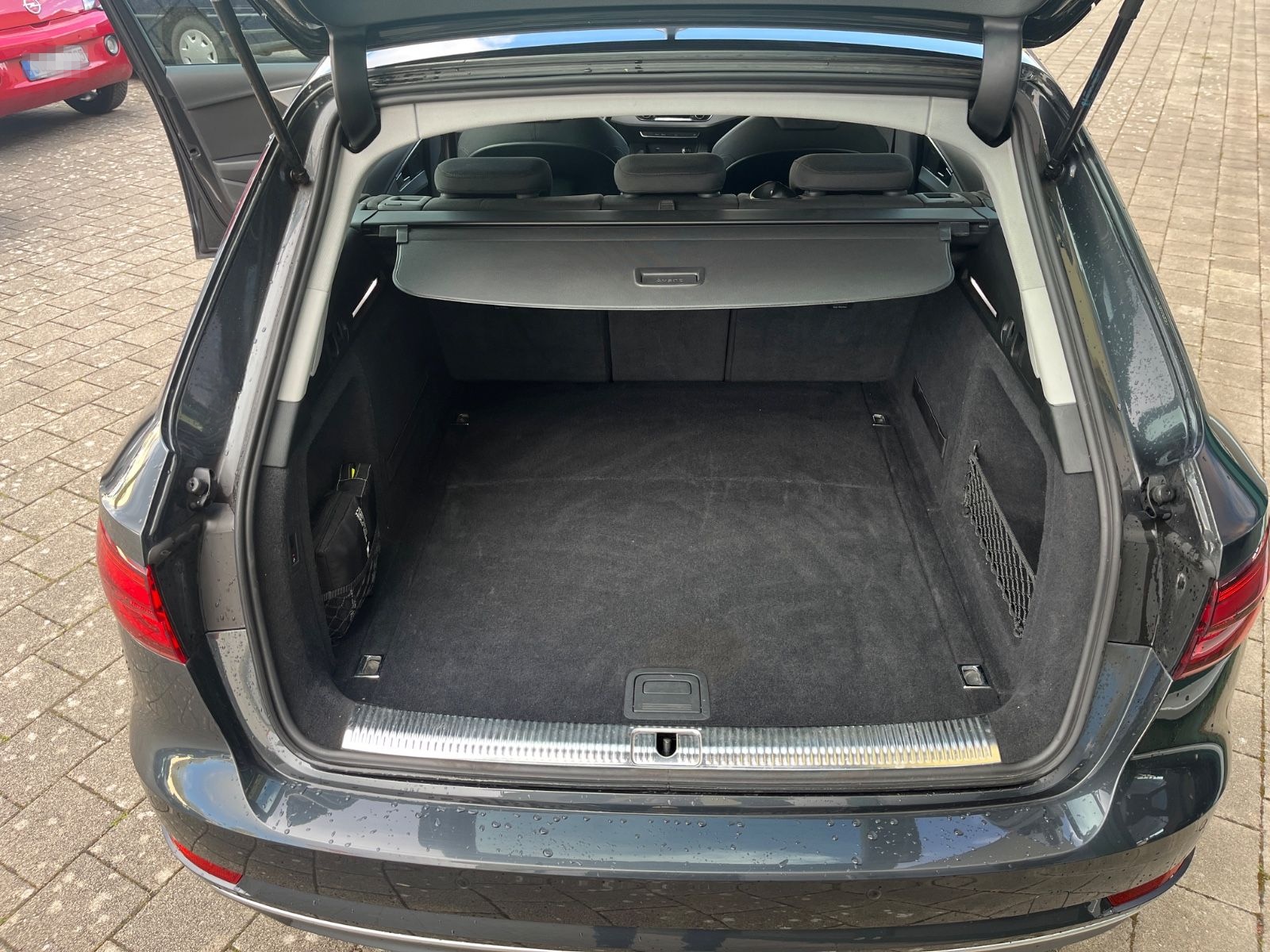 Audi A4 2.0 TDI S tronic sport Avant MMI LED foto 9