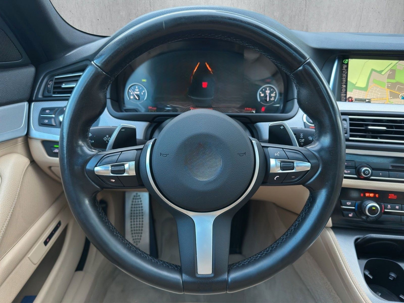 BMW 530 d xD M Sport LED Pano HUD AHK Memory LM 18 foto 18