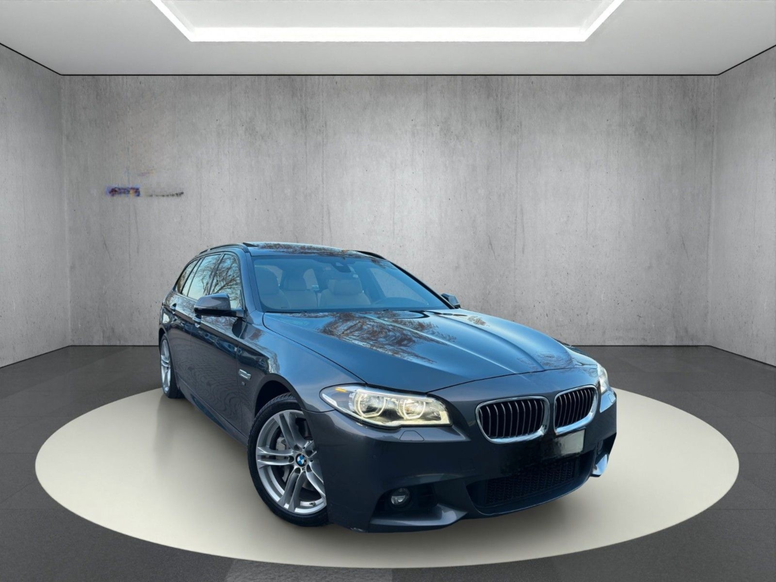 BMW 530 d xD M Sport LED Pano HUD AHK Memory LM 18 foto 3