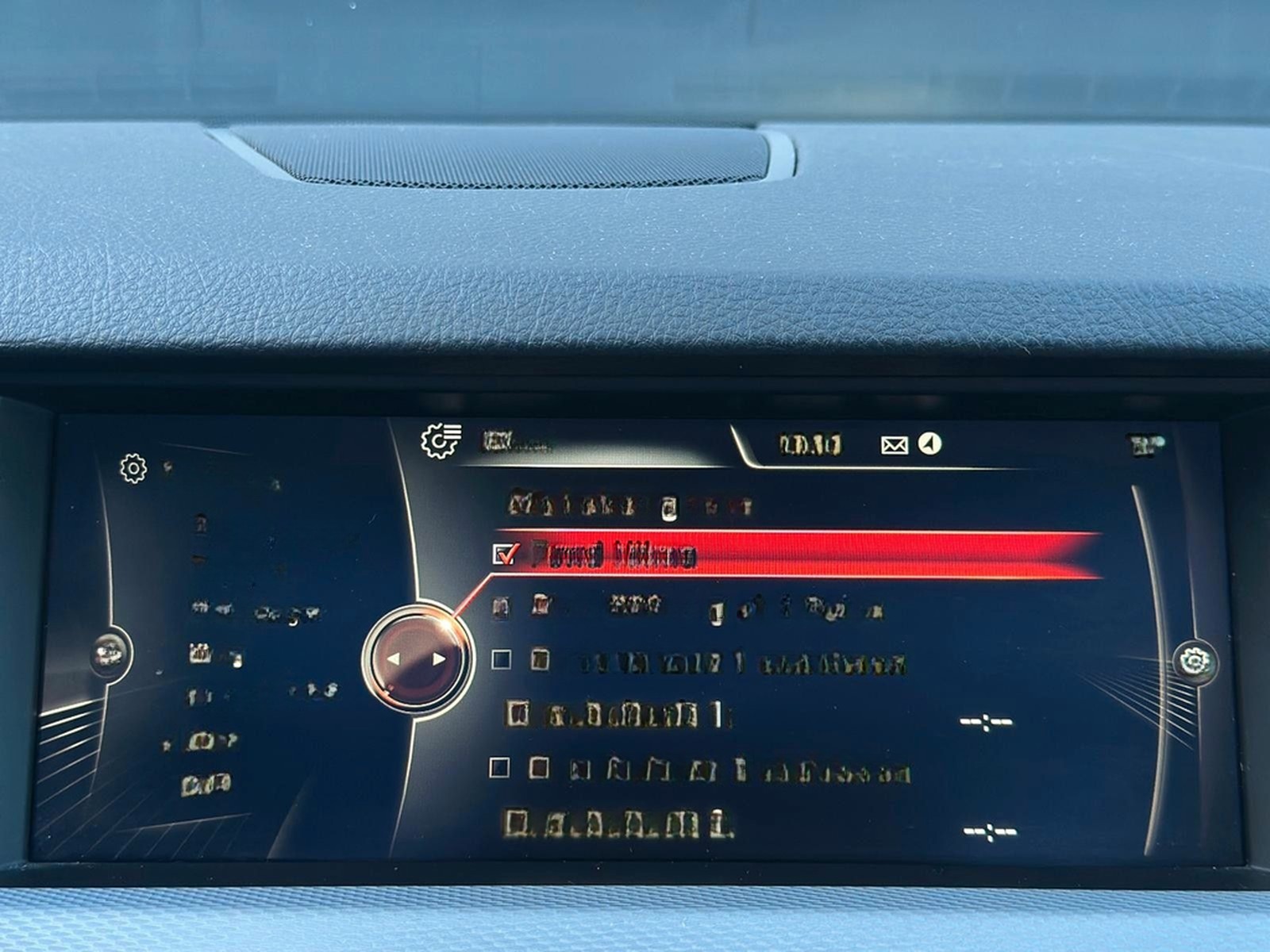 BMW 530 d xD M Sport LED Pano HUD AHK Memory LM 18 foto 27