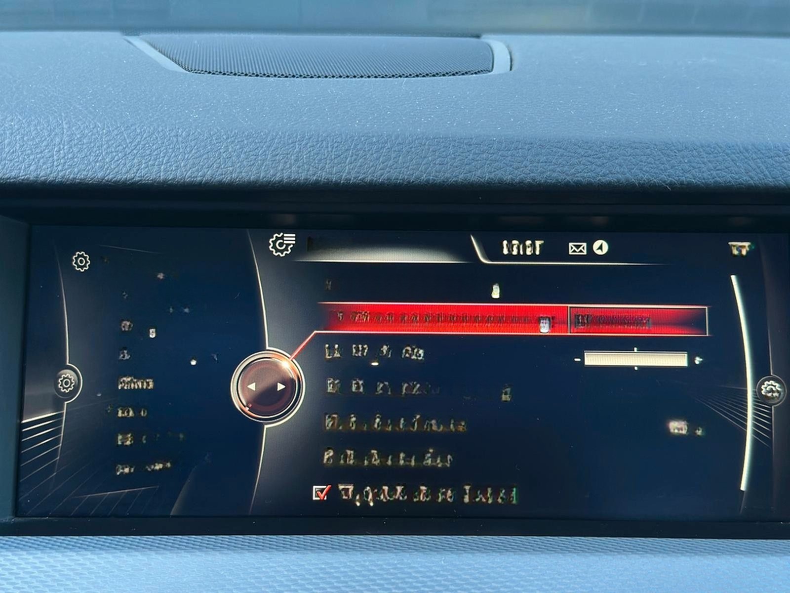 BMW 530 d xD M Sport LED Pano HUD AHK Memory LM 18 foto 28