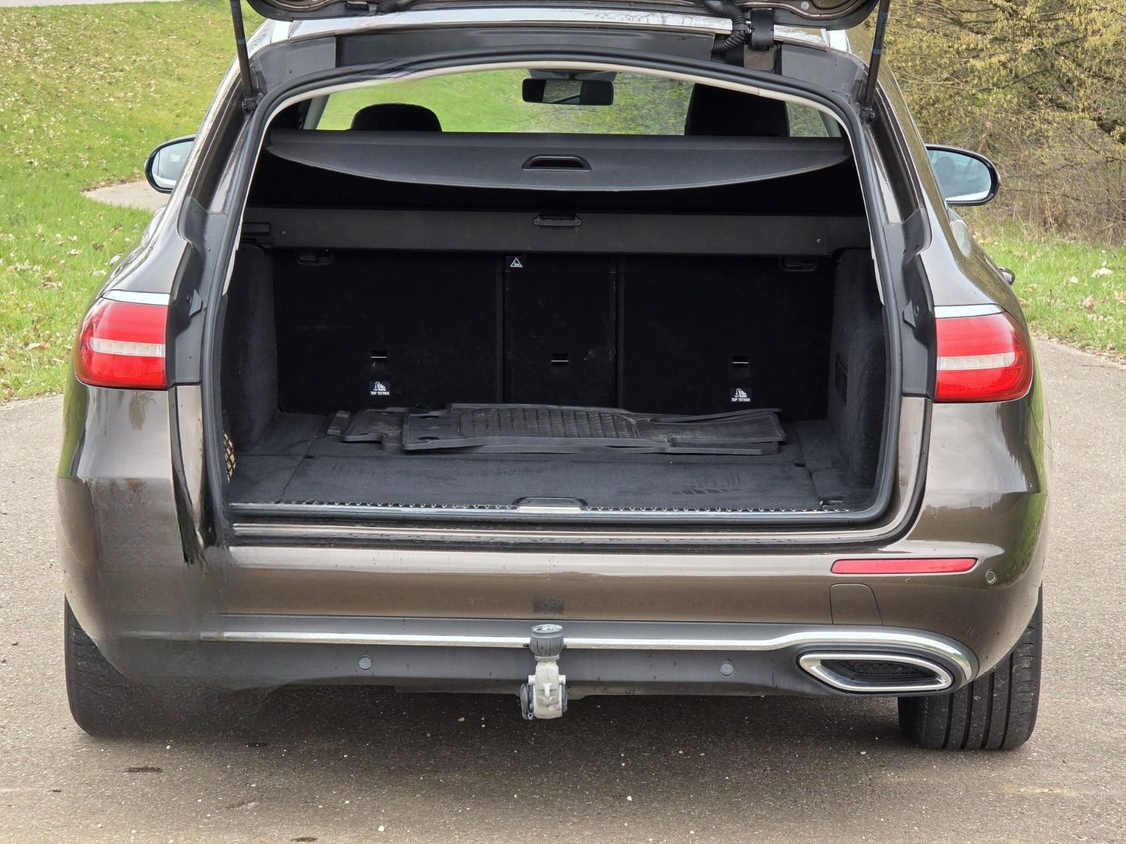 Mercedes-Benz E220 d T-Modell MULTIBEAM LED.AHK.Ambiente.RFK foto 25