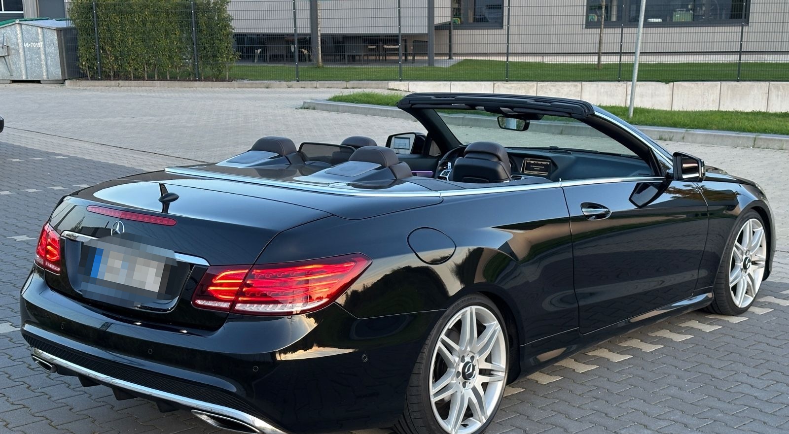 Mercedes-Benz E 250 Autom. Cabrio AMG Line foto 5