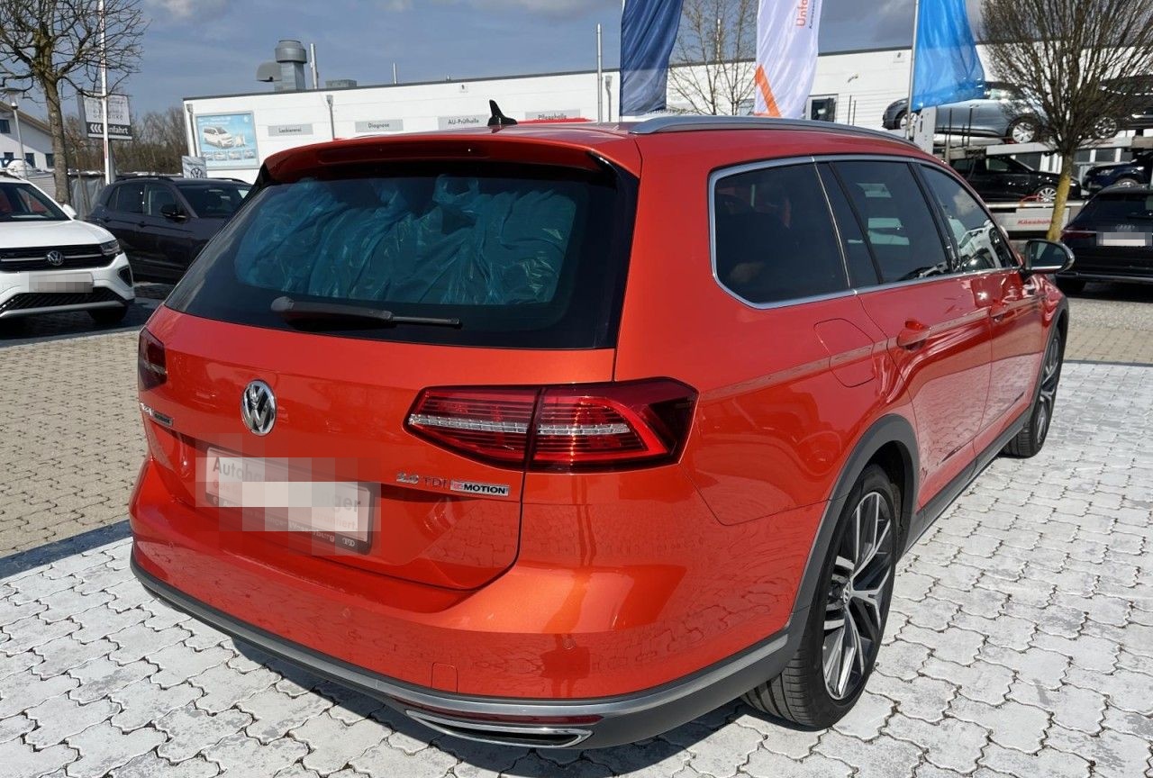 Volkswagen Passat Variant 2.0 TDI DSG 4Motion Alltrack (Led foto 2
