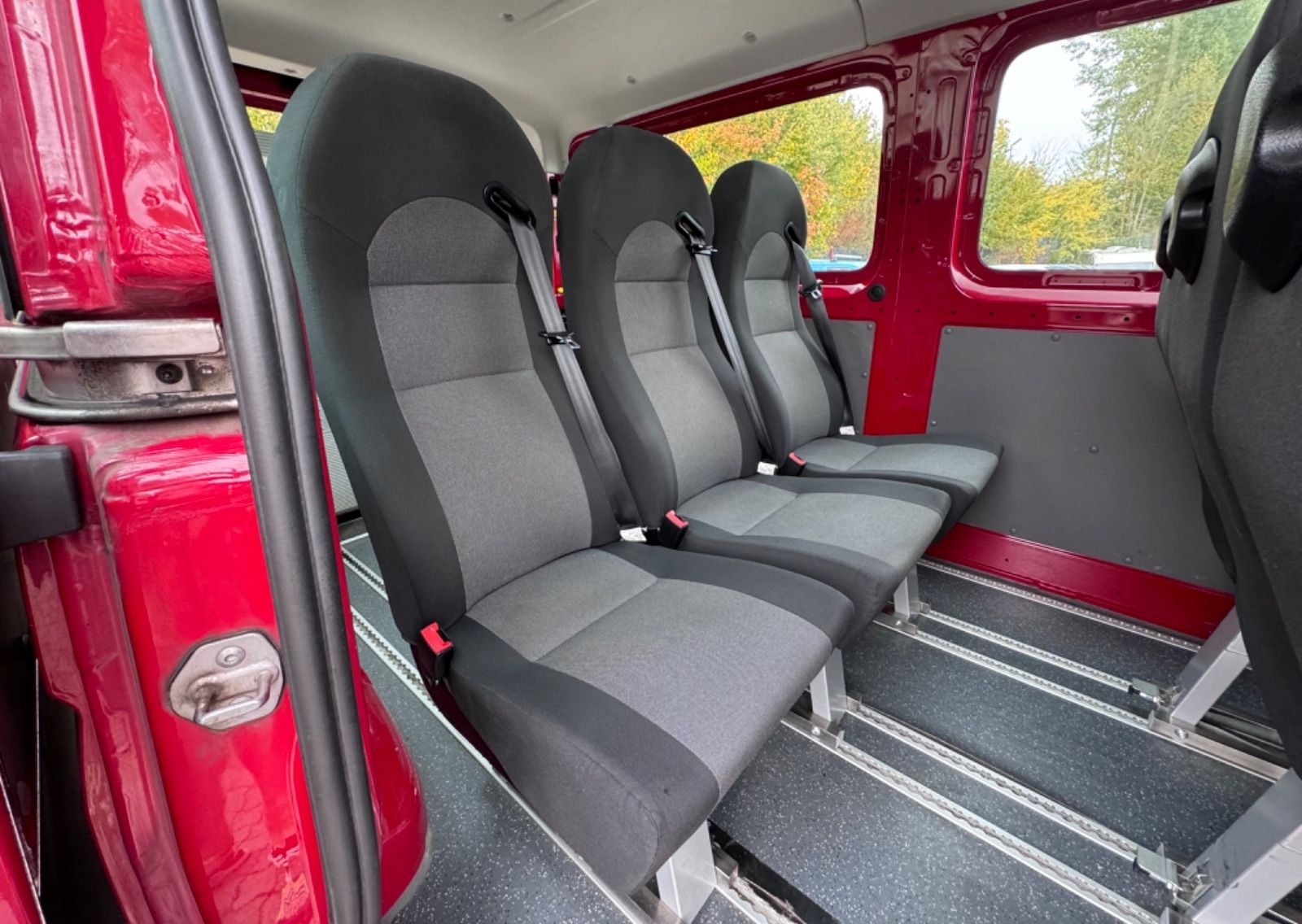 Volkswagen Crafter 2.0 TDI LANG *9 SITZER *RAMPE *140 PS foto 18