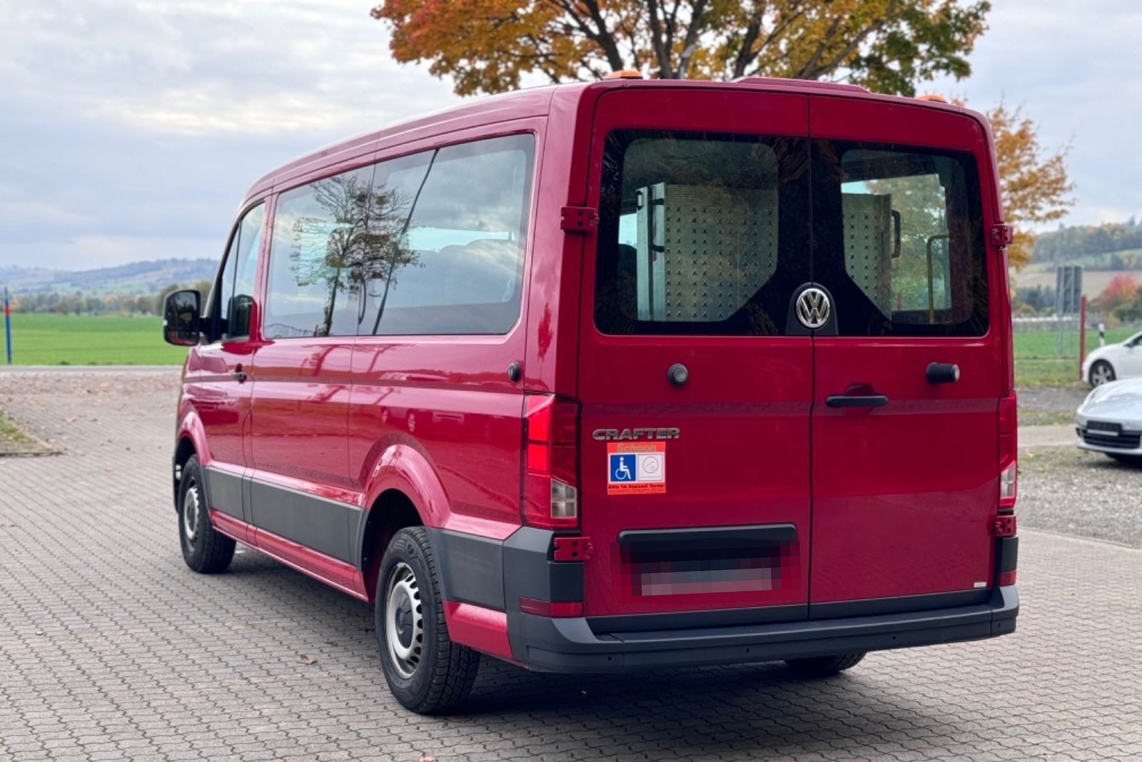 Volkswagen Crafter 2.0 TDI LANG *9 SITZER *RAMPE *140 PS foto 3