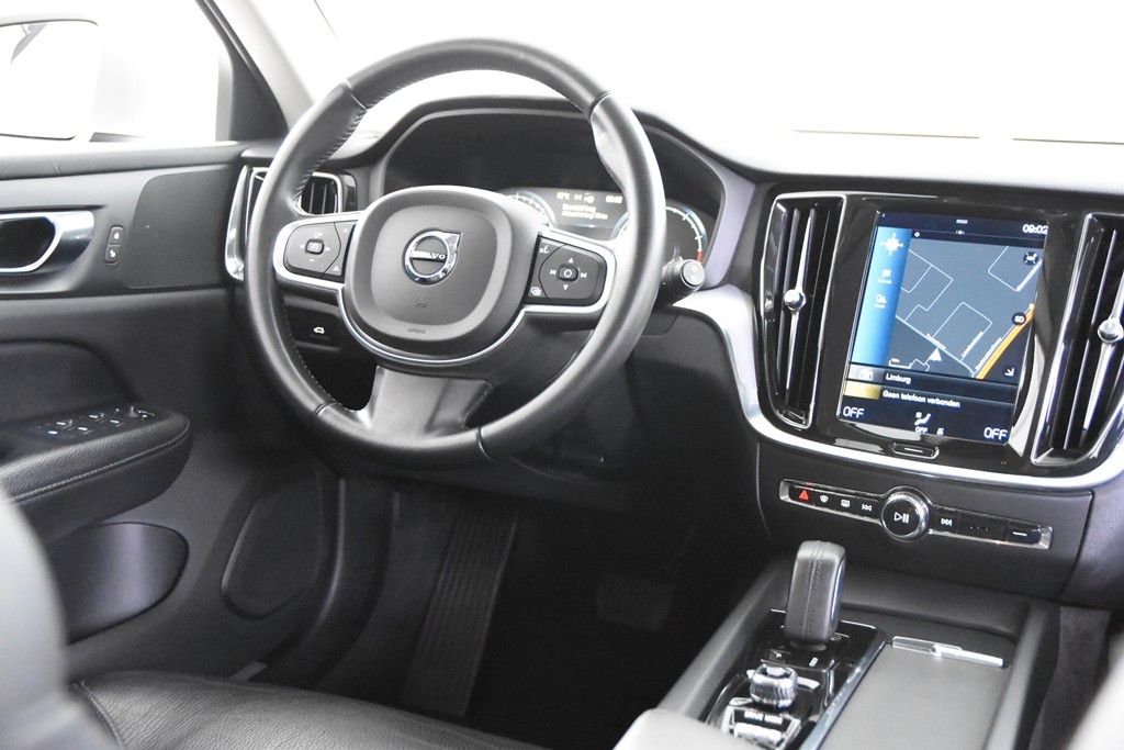 Volvo V60 B4 Inscription *1.Hand*Leder*Navi*Standheiz. foto 11