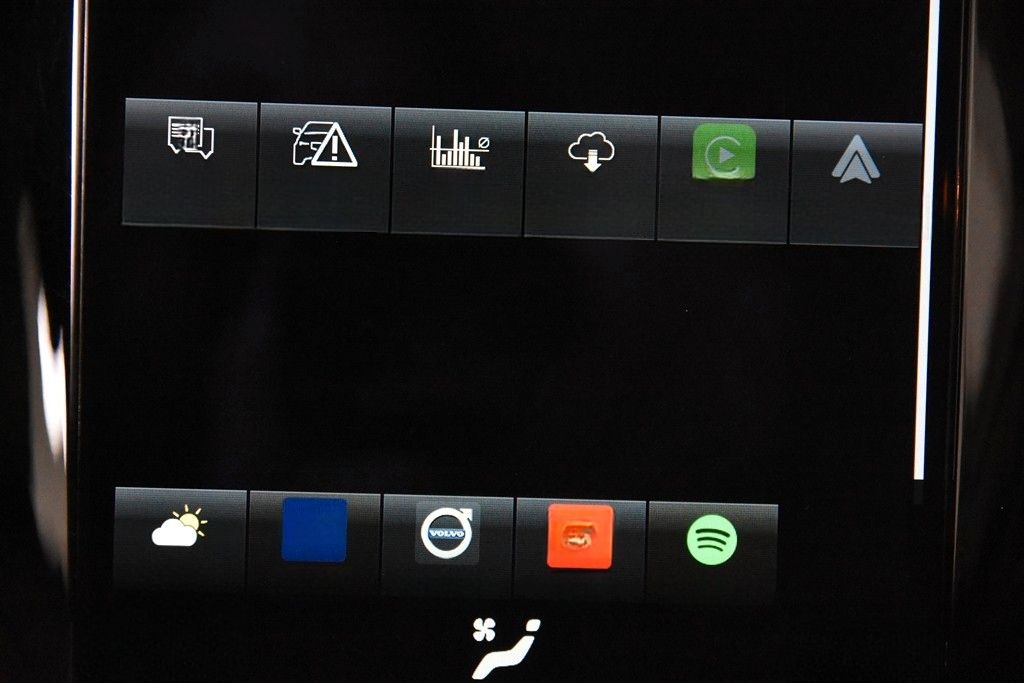 Volvo V60 B4 Inscription *1.Hand*Leder*Navi*Standheiz. foto 14