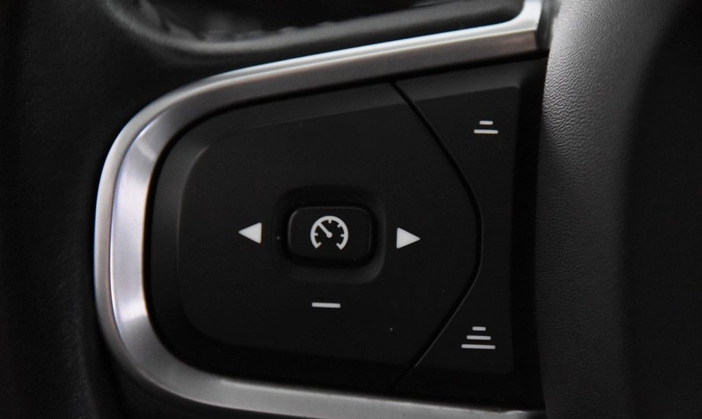 Volvo V60 B4 Inscription *1.Hand*Leder*Navi*Standheiz. foto 15