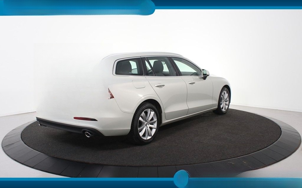 Volvo V60 B4 Inscription *1.Hand*Leder*Navi*Standheiz. foto 7