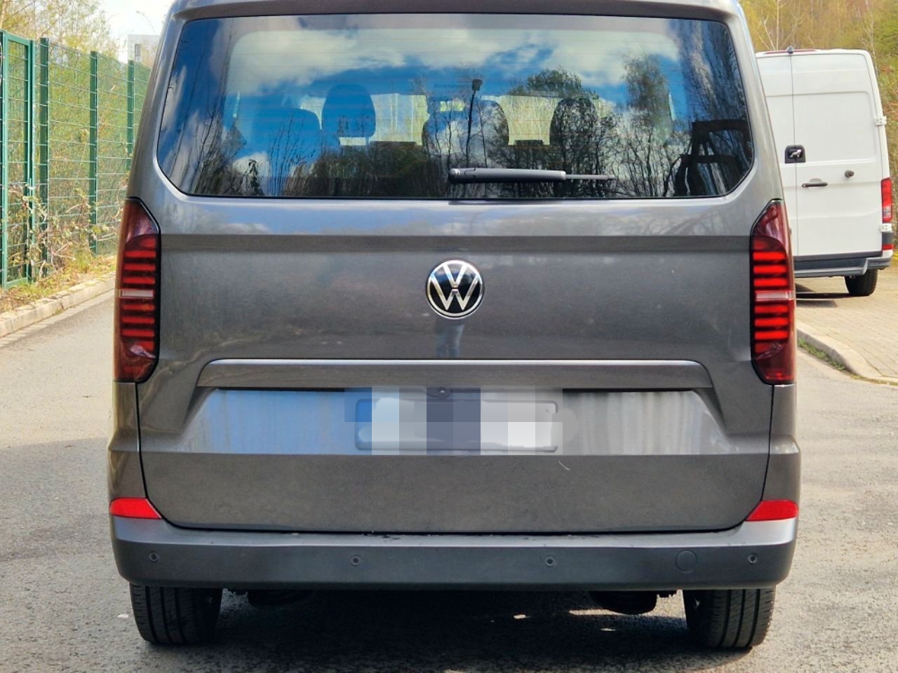 Volkswagen T7 Caravelle DSG  foto 3