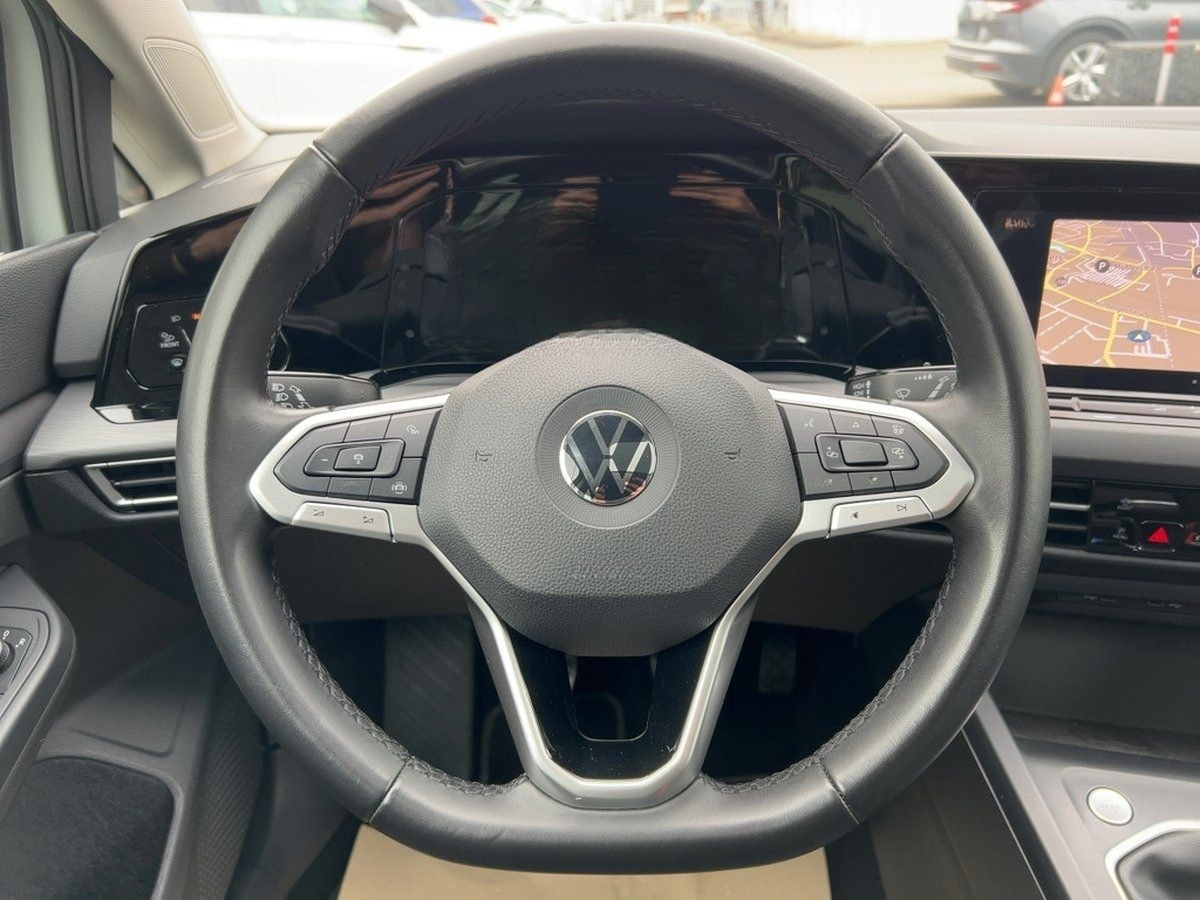 Volkswagen Golf VIII Style 1.5 TSI MATRIX+NAVI+APP+4xSHZ+PD foto 11