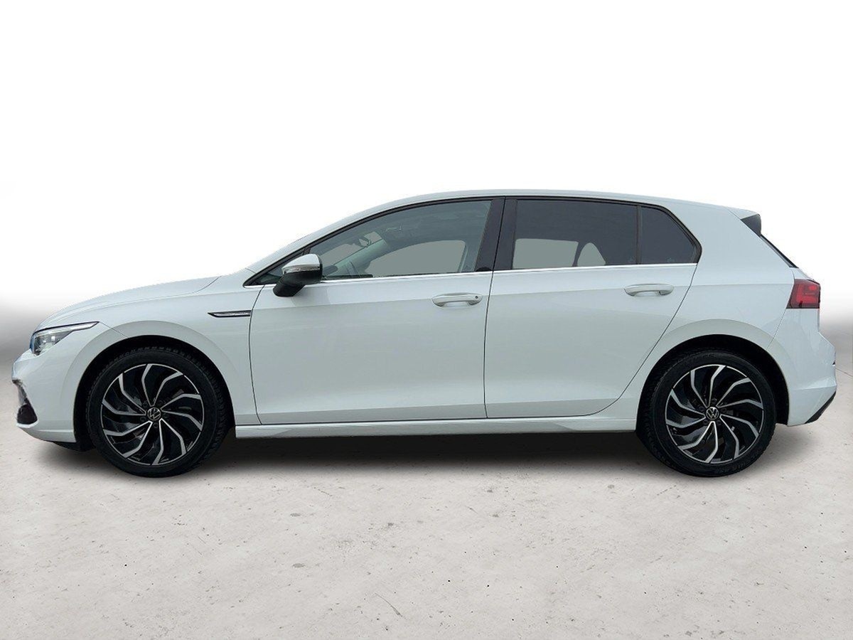 Volkswagen Golf VIII Style 1.5 TSI MATRIX+NAVI+APP+4xSHZ+PD foto 3