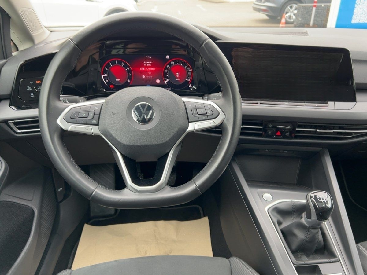 Volkswagen Golf VIII Style 1.5 TSI MATRIX+NAVI+APP+4xSHZ+PD foto 10