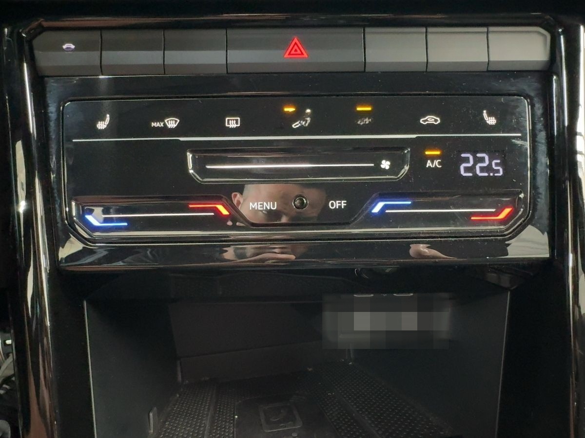 Volkswagen T-Roc 2.0 TDI DSG R-Line AHK ACC Navi LED-Plus K foto 17