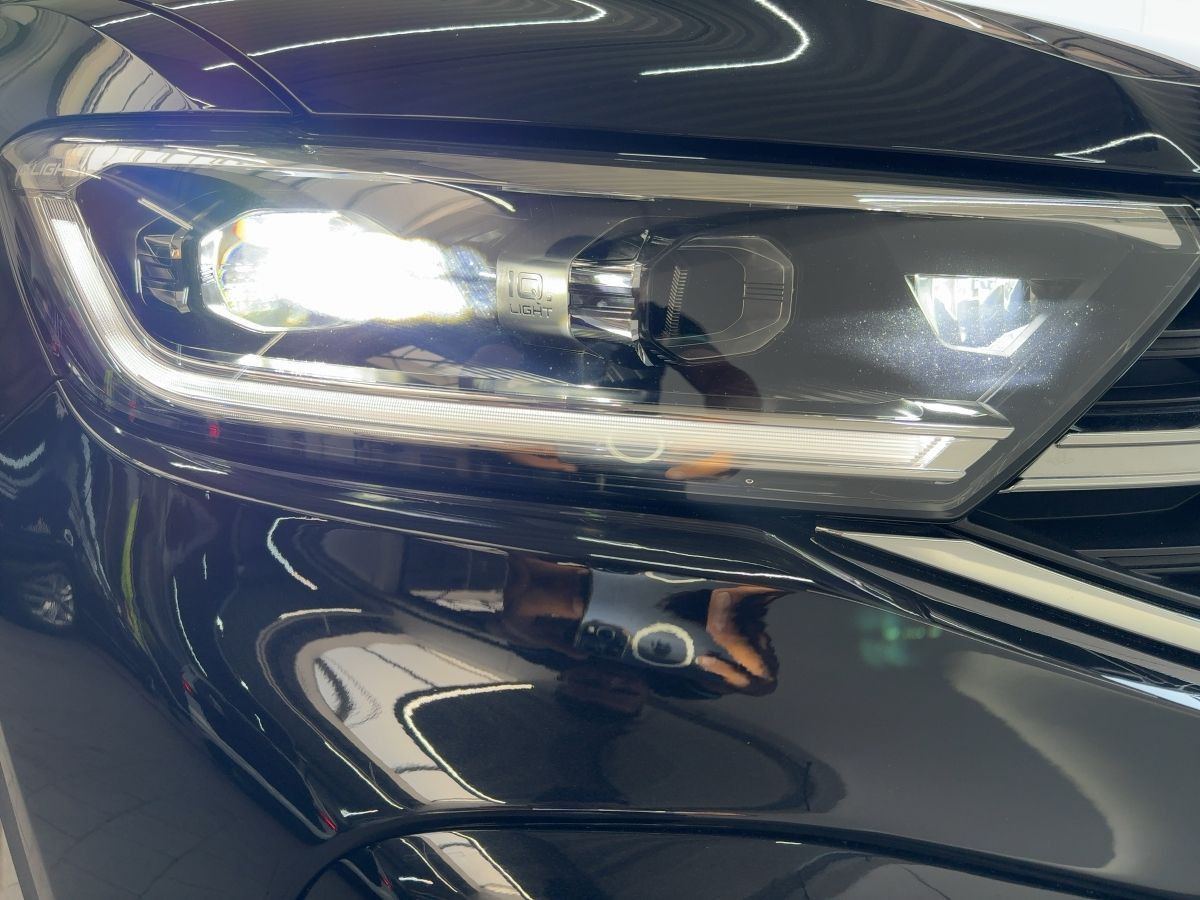 Volkswagen T-Roc 2.0 TDI DSG R-Line AHK ACC Navi LED-Plus K foto 22