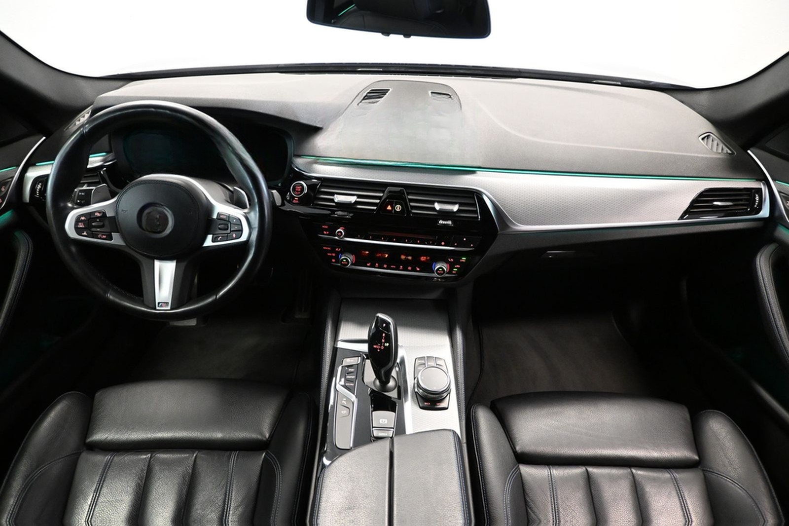 BMW 530 d xDrive M Sport*LED*ST-HEIZ*RFK*AHK*ACC foto 11