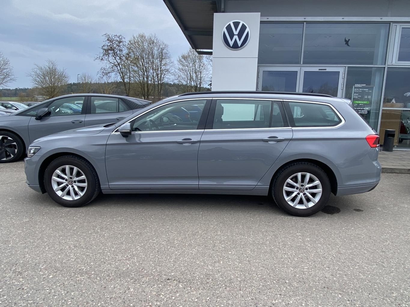 Volkswagen Passat Variant 2.0 TDI DSG Business AHK+APP-CONN foto 2