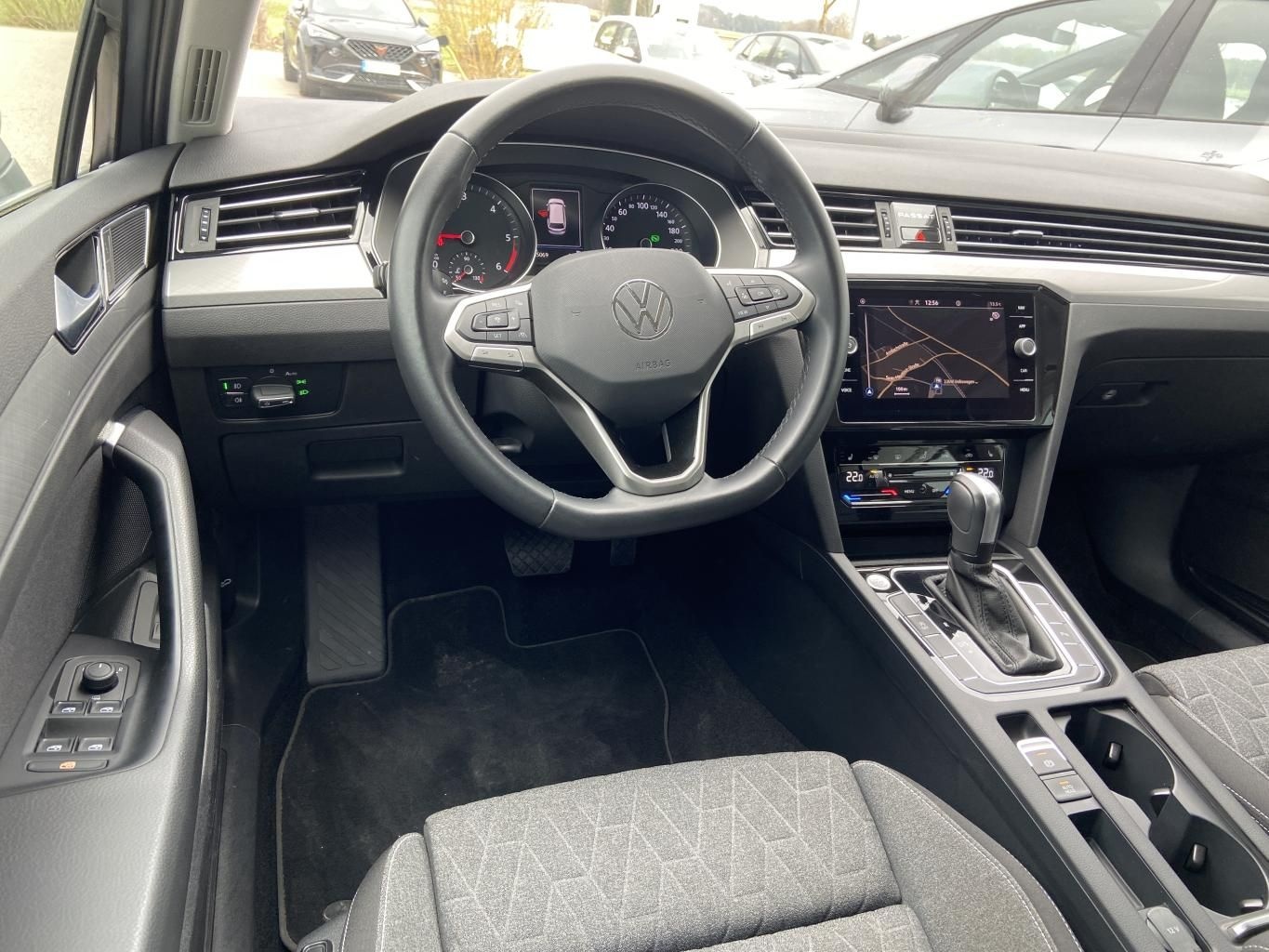 Volkswagen Passat Variant 2.0 TDI DSG Business AHK+APP-CONN foto 8