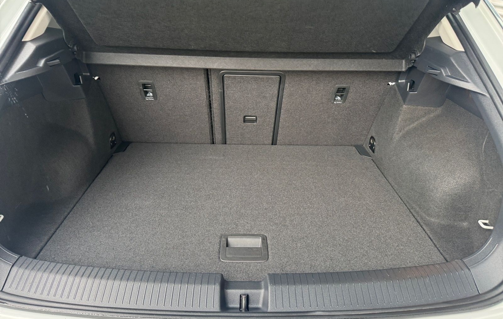 Volkswagen T-Roc Style 1.5TSI AHK SHZ PDC foto 7
