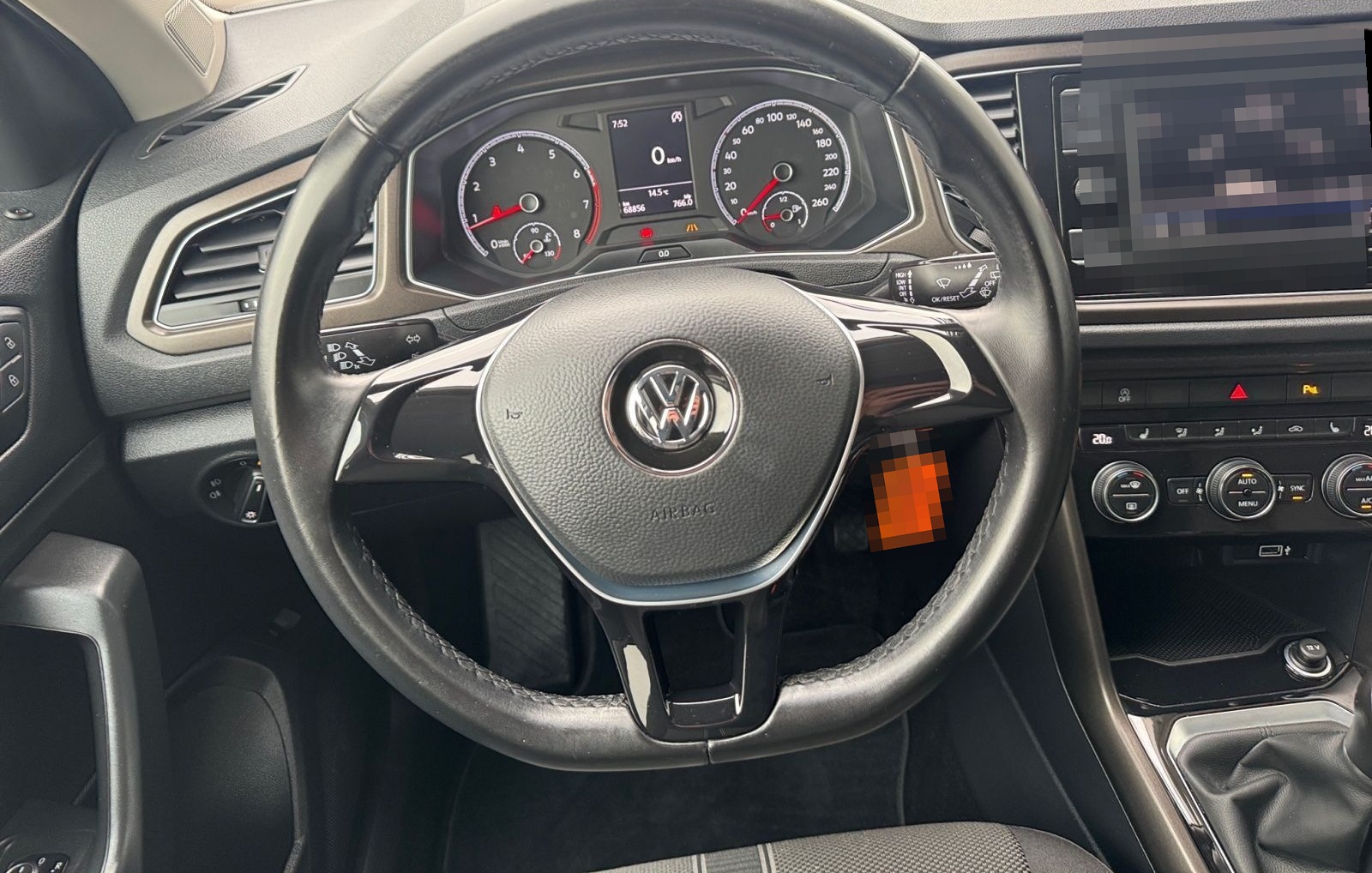 Volkswagen T-Roc Style 1.5TSI AHK SHZ PDC foto 10