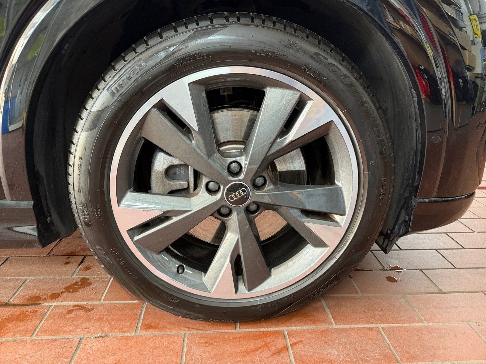 Audi Q4 Sportback e-tron 40 foto 12