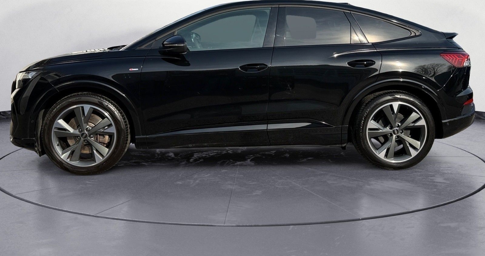 Audi Q4 Sportback e-tron 40 foto 3