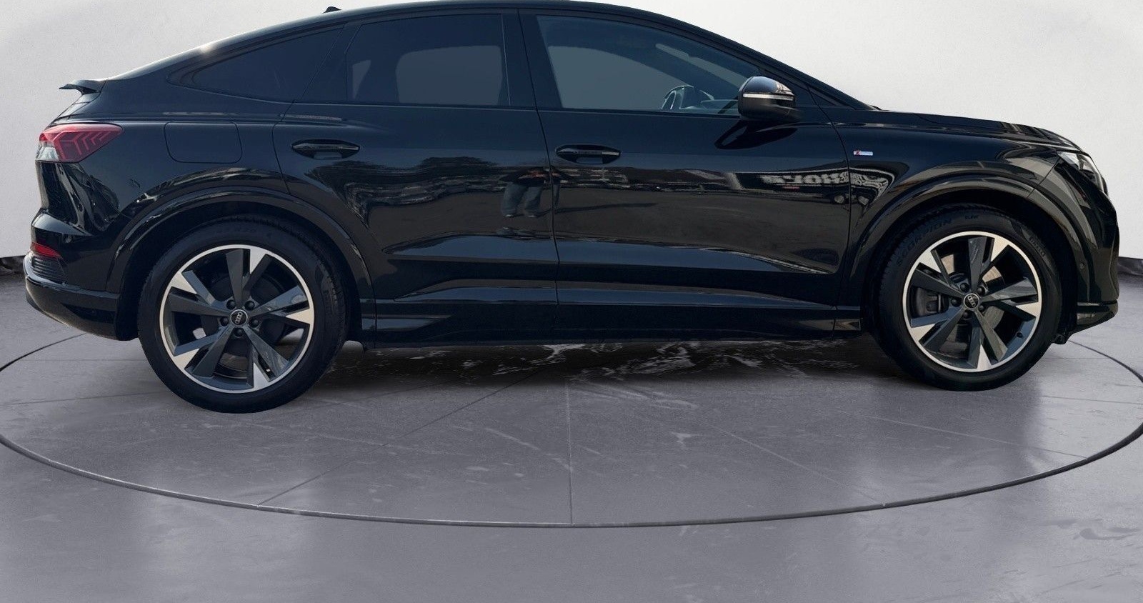 Audi Q4 Sportback e-tron 40 foto 6