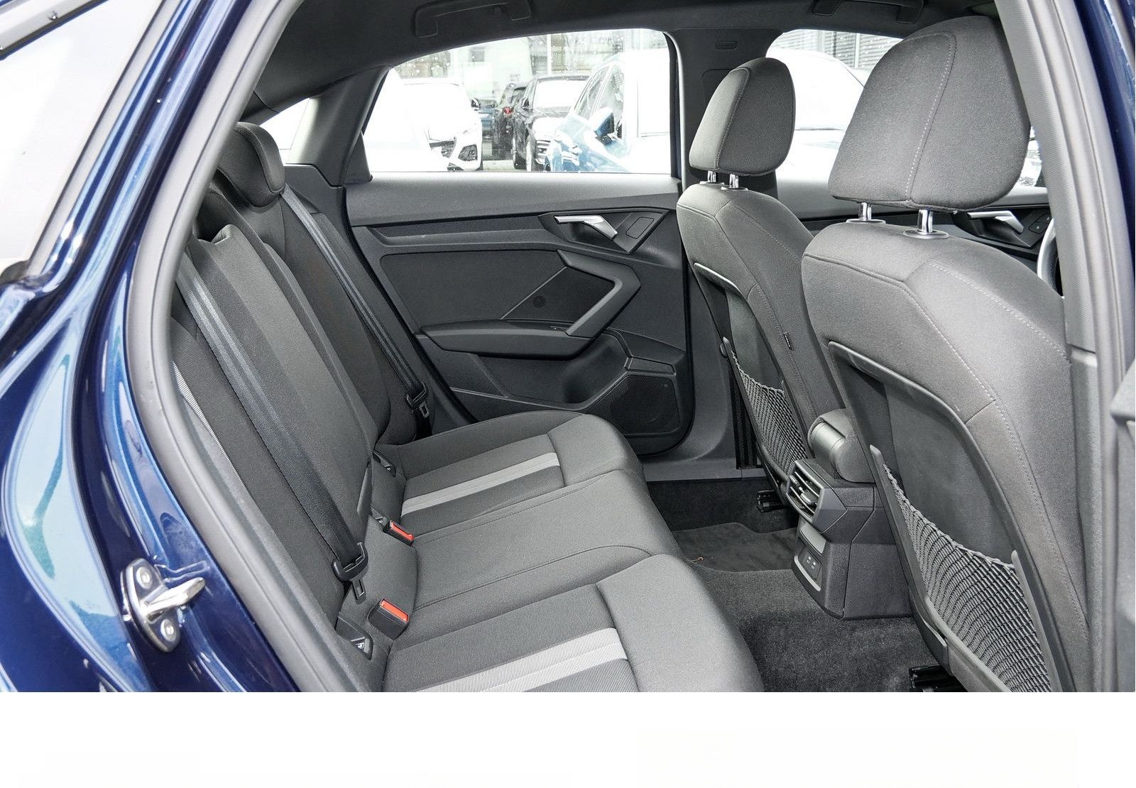 Audi A3 Lim 35 TDI S-LINE Kamera LED Navi UVM foto 13
