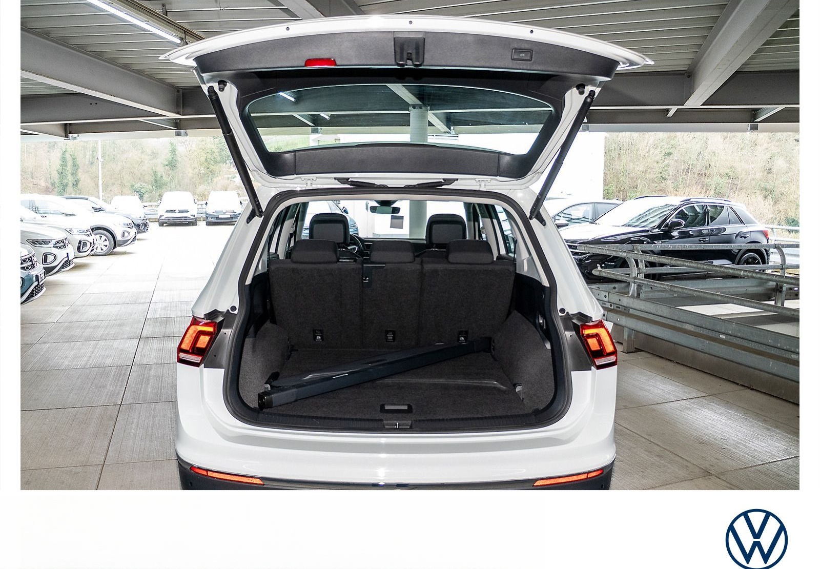 Volkswagen Tiguan Allspace LIfe 2.0 TDI DSG Navi Kamera AHK foto 12